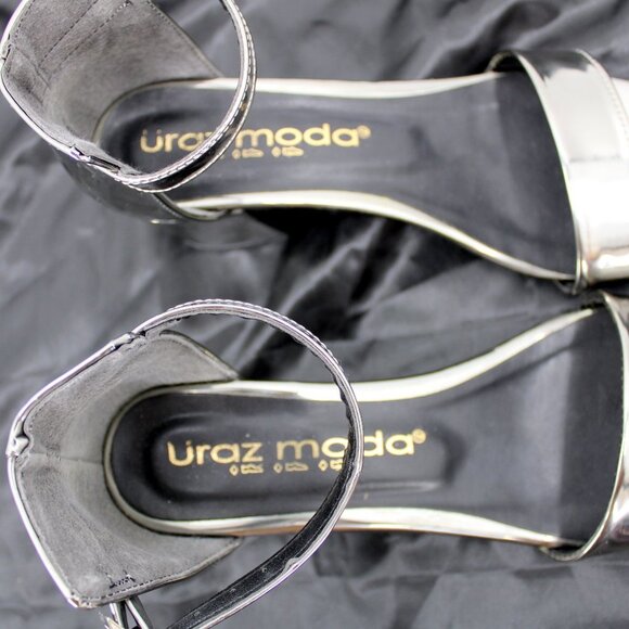 Uraz Moda Silver Heels - Picture 6 of 9
